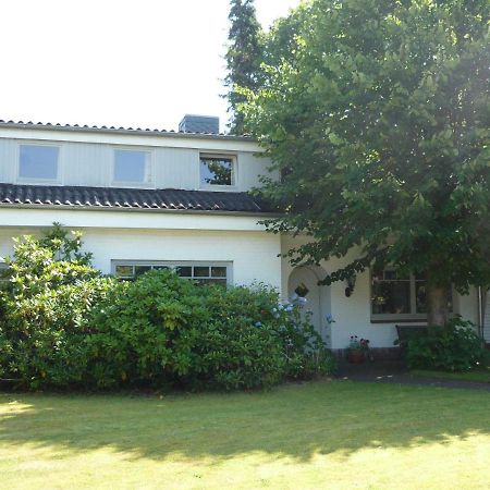 Eggers - Gemuetliche Ferienwohnung Im Erdgeschoss Wallsbull Dış mekan fotoğraf